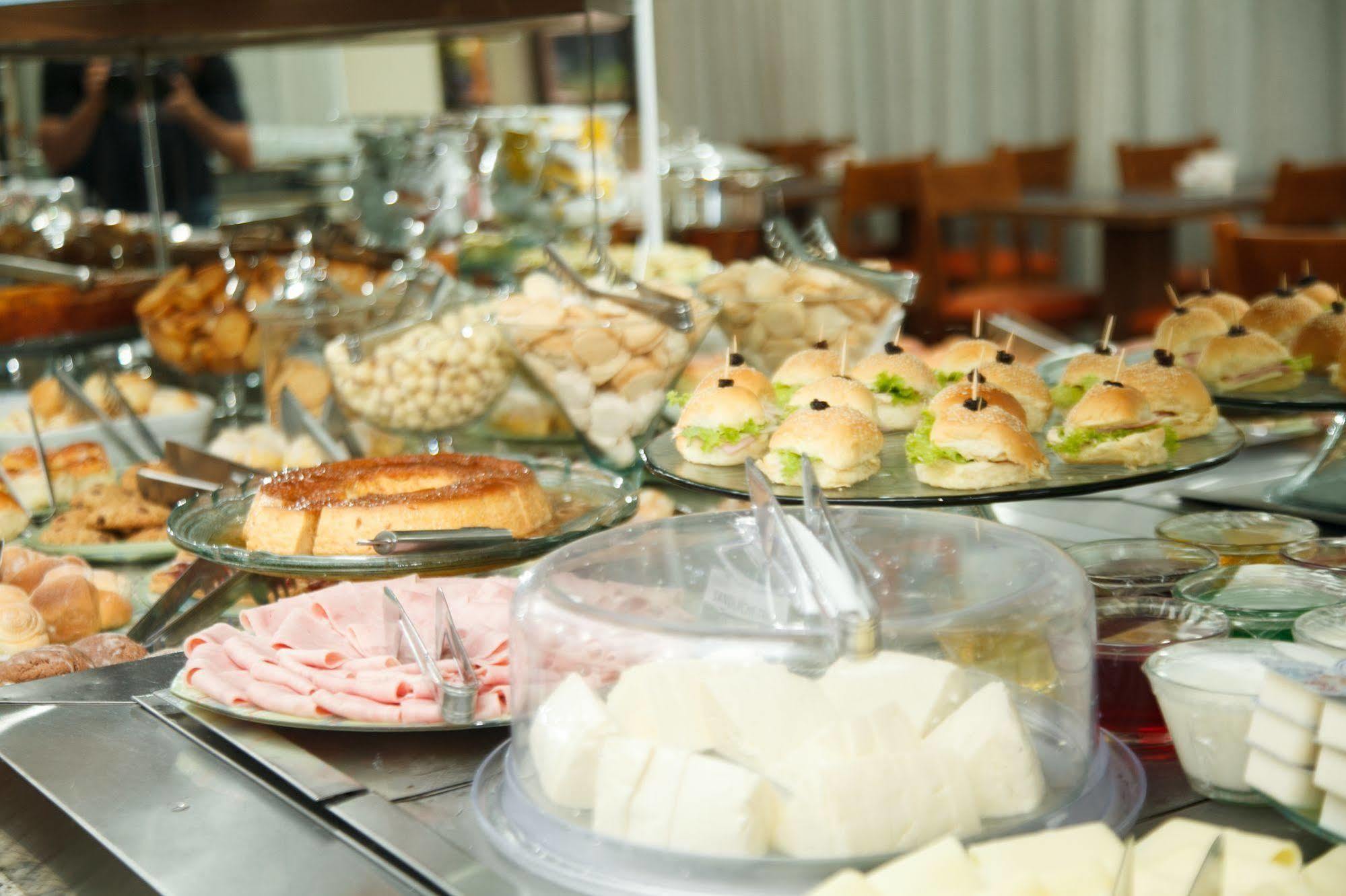 Villalba Hotel Uberlândia Eksteriør billede